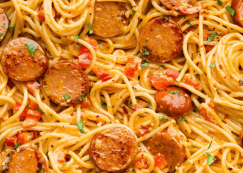 Cajun Spaghetti (Creamy, Easy Weeknight Dinner)