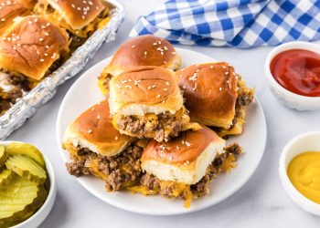 Cheeseburger Sliders (Easy Weeknight or Party Favorite)