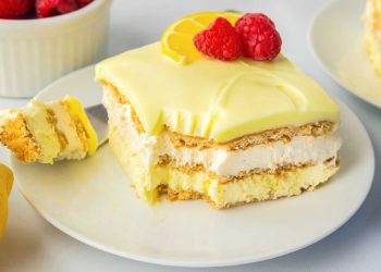 No Bake Lemon Eclair Cake (Ice Box Cake!)